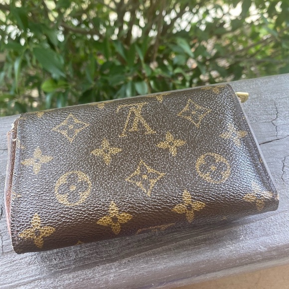 Louis Vuitton Monogram Tresor Vintage Wallet - Picture 2 of 16